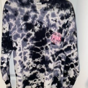 VS PINK Campus long sleeve Tee